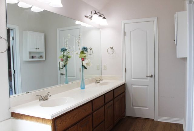 1801 Roadrunner Drive, Weatherford, TX 76088