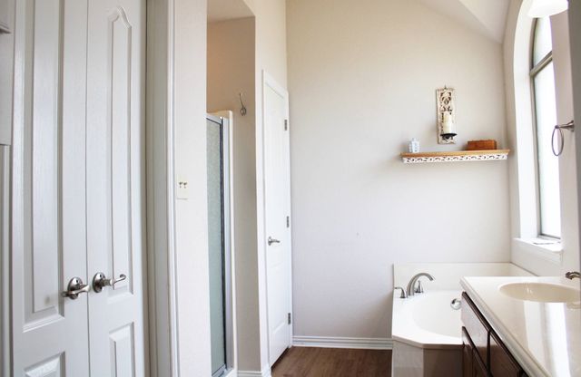 1801 Roadrunner Drive, Weatherford, TX 76088