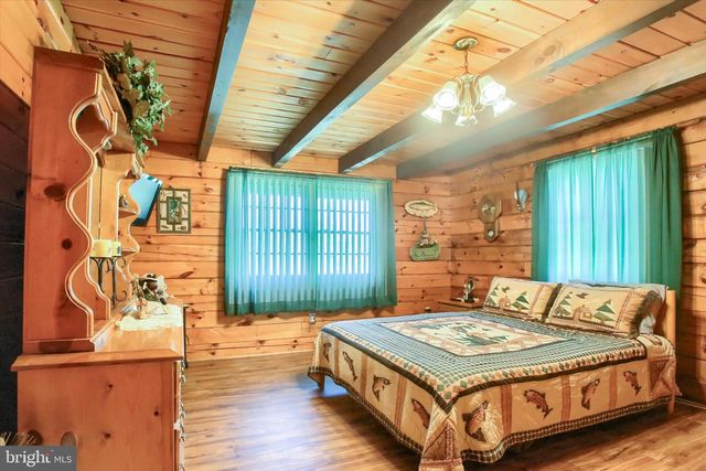 15 SULPHUR SPRINGS RD, Duncannon, PA 17020