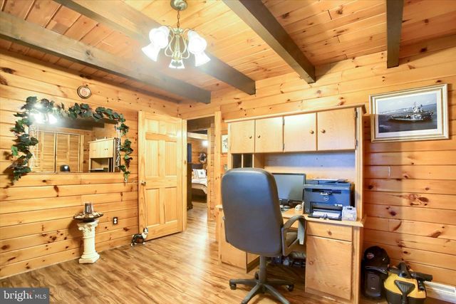 15 SULPHUR SPRINGS RD, Duncannon, PA 17020