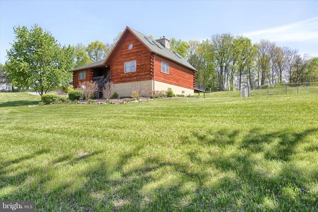15 SULPHUR SPRINGS RD, Duncannon, PA 17020