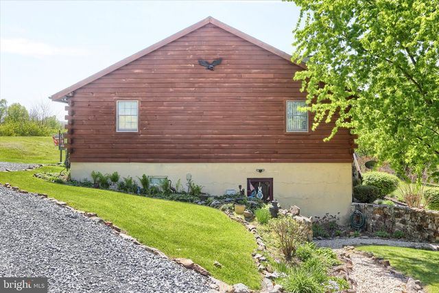 15 SULPHUR SPRINGS RD, Duncannon, PA 17020