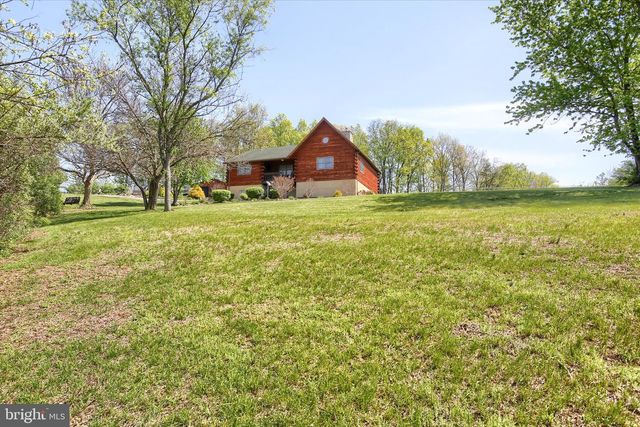 15 SULPHUR SPRINGS RD, Duncannon, PA 17020