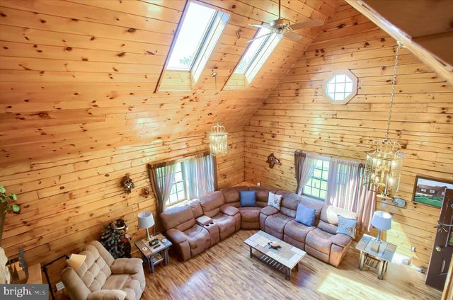 15 SULPHUR SPRINGS RD, Duncannon, PA 17020