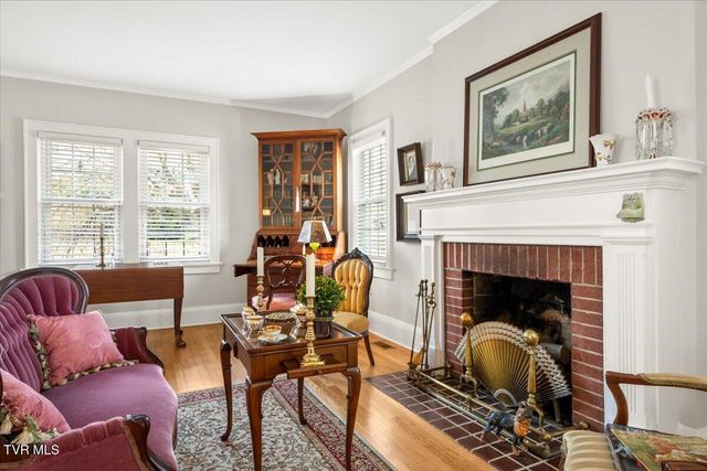 108 West Valley Street, Abingdon, VA 24210