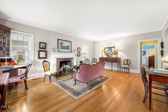 108 West Valley Street, Abingdon, VA 24210