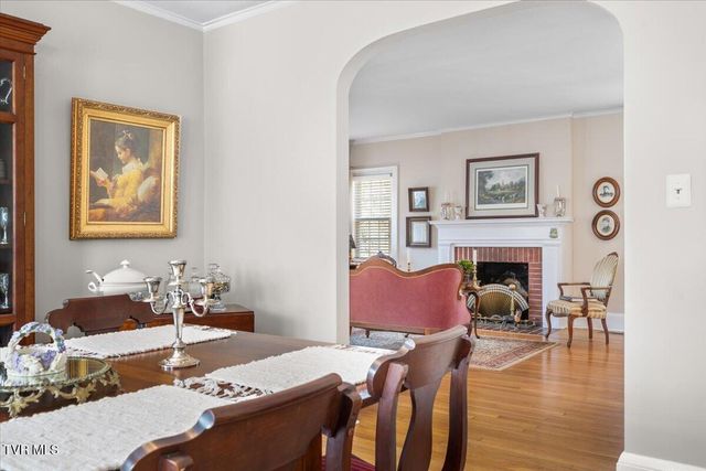 108 West Valley Street, Abingdon, VA 24210