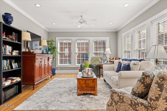 108 West Valley Street, Abingdon, VA 24210