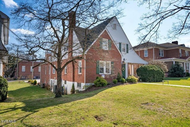 108 West Valley Street, Abingdon, VA 24210