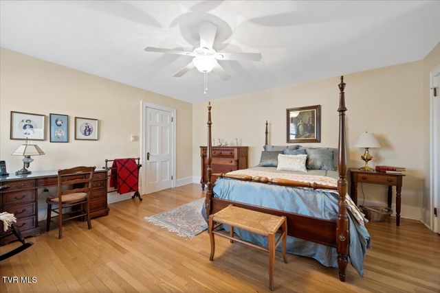 108 West Valley Street, Abingdon, VA 24210