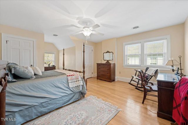 108 West Valley Street, Abingdon, VA 24210