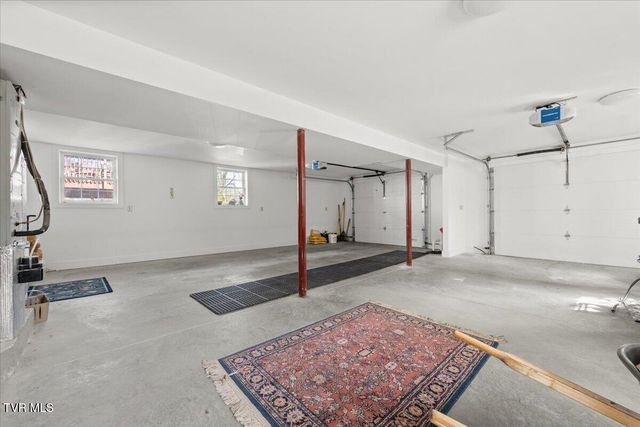 108 West Valley Street, Abingdon, VA 24210