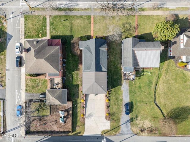 108 West Valley Street, Abingdon, VA 24210