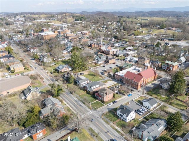 108 West Valley Street, Abingdon, VA 24210