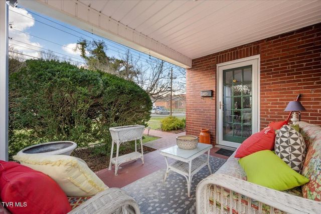 108 West Valley Street, Abingdon, VA 24210