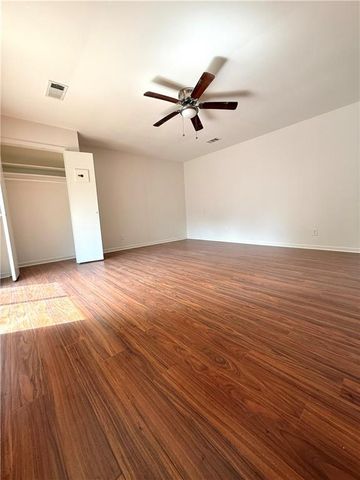 562 Dickens Road NW, Lilburn, GA 30047