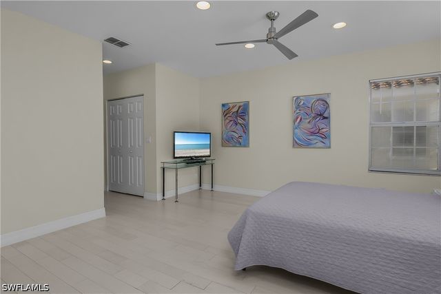 6867 Satinleaf RD S 201, Naples, FL 34109