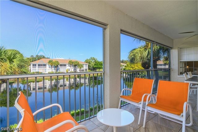 6867 Satinleaf RD S 201, Naples, FL 34109