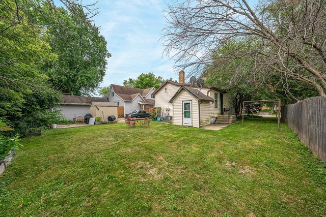 730 N STATE STREET, Appleton, WI 54911