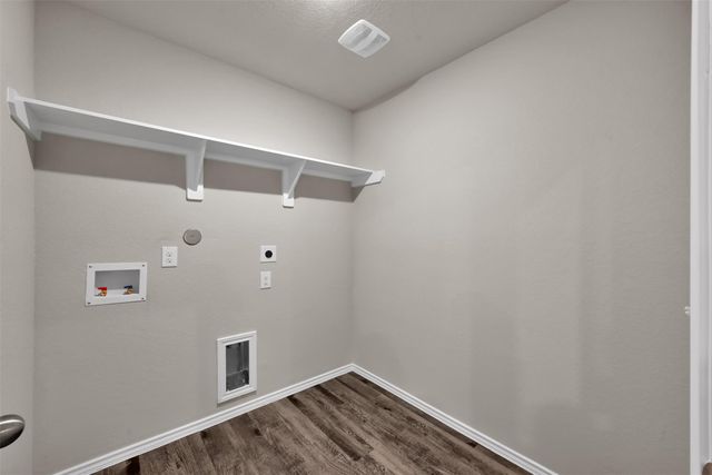 257 Gallant Front Trail, Magnolia, TX 77354