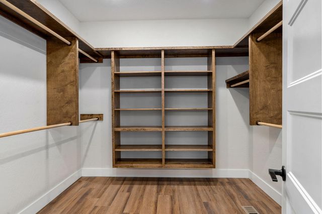 2959 W Teton Drive, Springfield, MO 65810