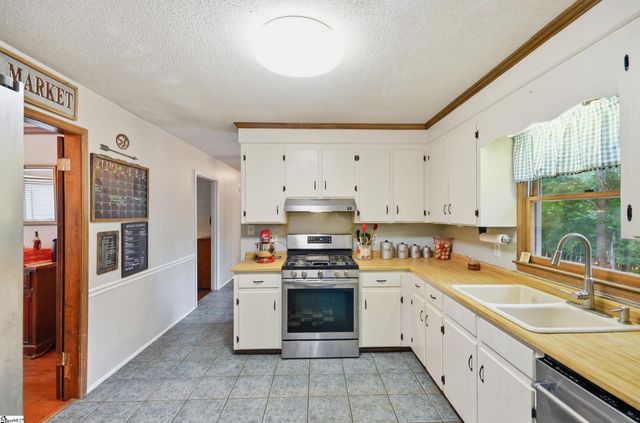 224 Two Notch Trail, Easley, SC 29642