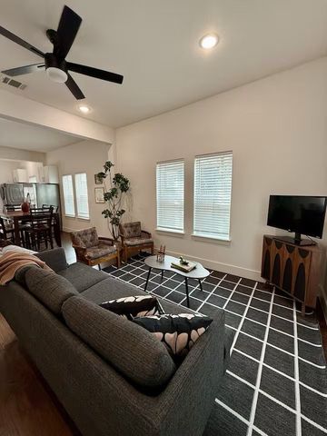 606 E Woodard Street, Denison, TX 75021