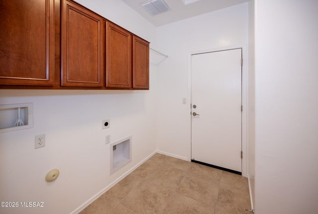 12047 N Golden Mirror Drive, Marana, AZ 85658