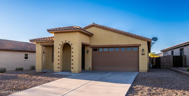 12047 N Golden Mirror Drive, Marana, AZ 85658