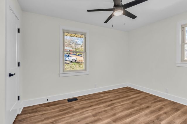 117 Mountainwood Drive, Hendersonville, TN 37075