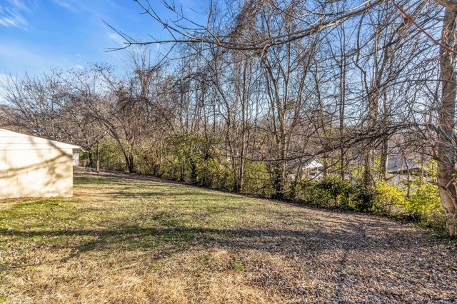 117 Mountainwood Drive, Hendersonville, TN 37075