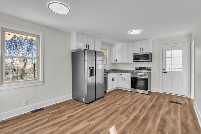 117 Mountainwood Drive, Hendersonville, TN 37075