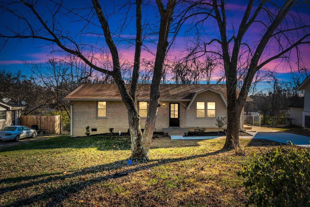 117 Mountainwood Drive, Hendersonville, TN 37075