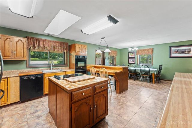 2673 St Rt 132, Ohio Twp, OH 45157