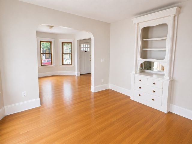 9 Bradford Ave 1, Medford, MA 02155