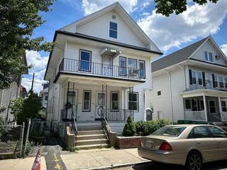 9 Bradford Ave 1, Medford, MA 02155