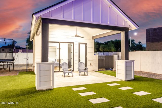 7851 N CENTRAL Avenue, Phoenix, AZ 85020