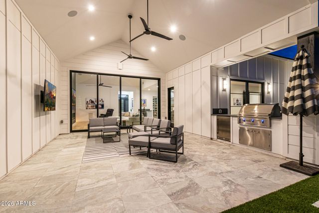 7851 N CENTRAL Avenue, Phoenix, AZ 85020