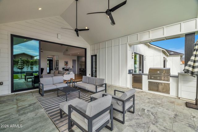 7851 N CENTRAL Avenue, Phoenix, AZ 85020