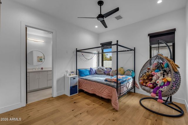 7851 N CENTRAL Avenue, Phoenix, AZ 85020