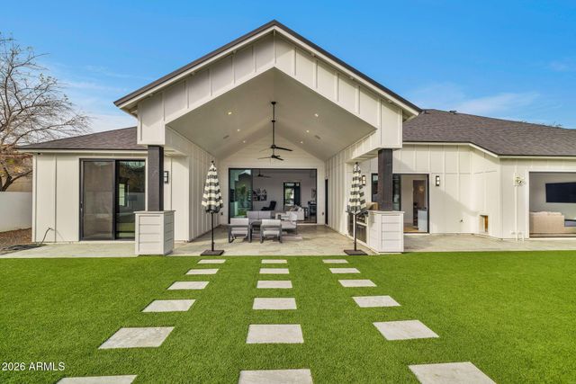 7851 N CENTRAL Avenue, Phoenix, AZ 85020