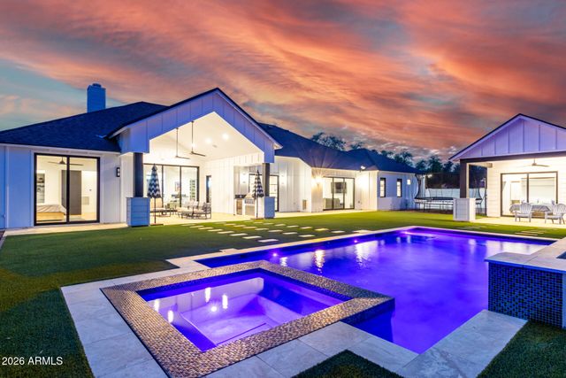 7851 N CENTRAL Avenue, Phoenix, AZ 85020