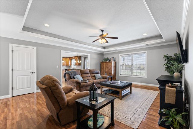 3611 FLATWATER DR, Columbia, MO 65202