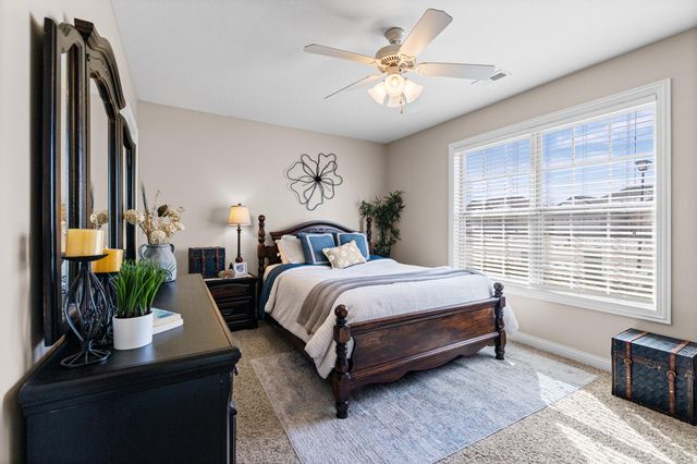 3611 FLATWATER DR, Columbia, MO 65202