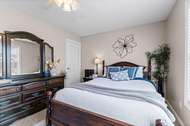 3611 FLATWATER DR, Columbia, MO 65202