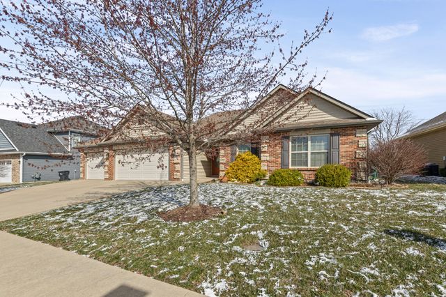3611 FLATWATER DR, Columbia, MO 65202