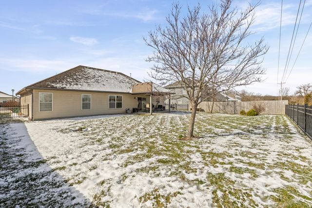 3611 FLATWATER DR, Columbia, MO 65202