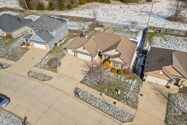 3611 FLATWATER DR, Columbia, MO 65202