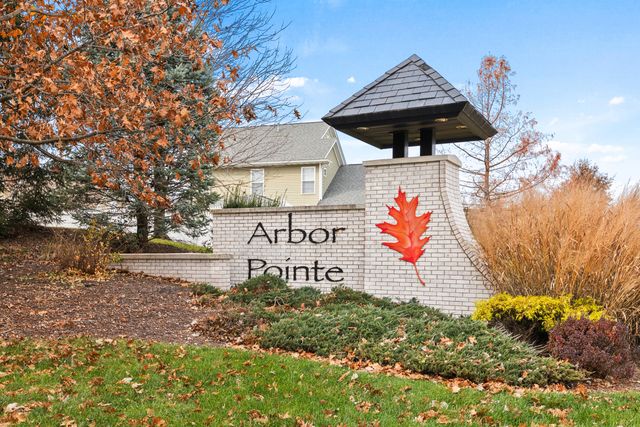 3611 FLATWATER DR, Columbia, MO 65202