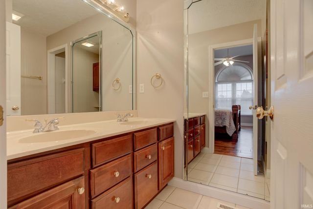 7508 Julius Court, Evansville, IN 47715